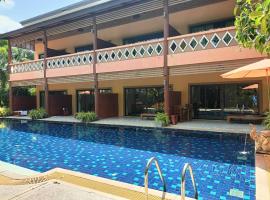 Baan Suan Villas Resort，位于Ban Suan的酒店