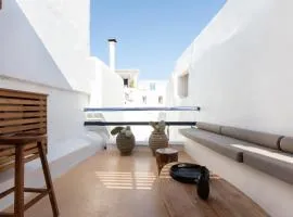 Silvernoses Little Venice, Mykonos Town
