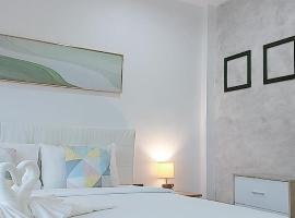 AINNY Residence，位于芭东海滩的酒店