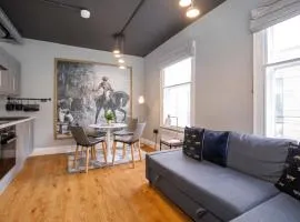 Turpin Quarter in the centre of the city, sleeps 6