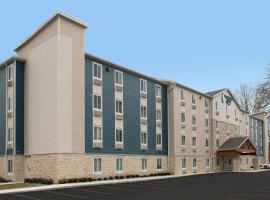 WoodSpring Suites Fort Collins，位于柯林斯堡的酒店