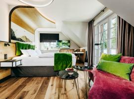 Relais & Châteaux Landhaus Stricker, Hotel des Jahres 2023，位于提努姆的酒店