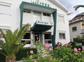 Hotel Jorge V，位于米兰德拉的浪漫度假酒店