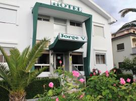 Hotel Jorge V，位于米兰德拉的酒店