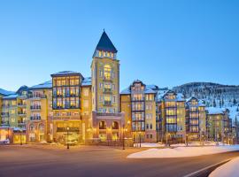 The Vail Collection at the Ritz Carlton Residences Vail，位于范尔Pride Express -26附近的酒店