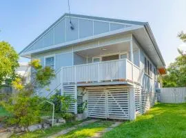 Stylish 1950s Moffat Beach House