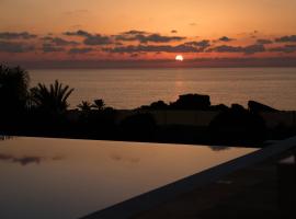 Olymp Luxury Villa C，位于基索内加的海滩短租房