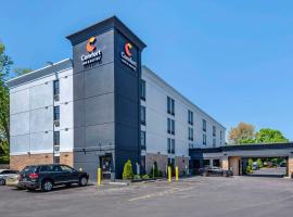 Comfort Inn & Suites Liverpool - Syracuse North，位于利物浦雪城汉考克国际机场 - SYR附近的酒店