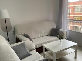 Precioso Apartamento en Puertollano，位于普埃托利亚诺的酒店