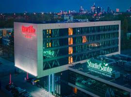 Hotel Sante，位于华沙的酒店