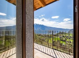 Agriturismo Bocca Nevese Pino，位于特雷莫西内的酒店