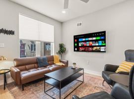 Family Fun South Philly Game House Near Sports Stadiums and Concerts，位于费城的酒店
