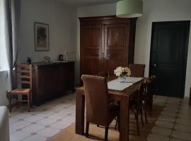 Gîte Toul, 3 pièces, 6 personnes - FR-1-584-65，位于图勒的酒店