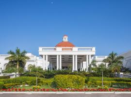 Taj Mahal Lucknow，位于勒克瑙的酒店