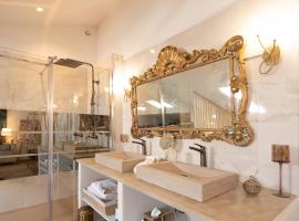 L’Avant Scène - Loft de Luxe - Atelier d'artiste，位于阿维尼翁的带按摩浴缸的酒店