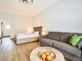 Wirt z´Uttlau Familienhotel Höng，位于Haarbach的酒店