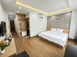 The Land Hotel & Apartment，位于头顿的酒店