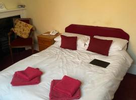 The Kings Arms Hotel，位于Kent的酒店