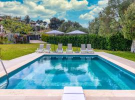 Friday Mood by Diomedes Group，位于佩科霍里的别墅