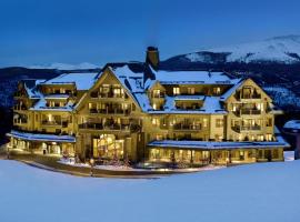 韦尔度假村水晶山峰公寓式酒店，位于布雷肯里奇T-Bar滑雪缆车附近的酒店
