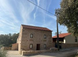 Quinta do Carvalho Cerquinho，位于Louriceiras de Baixo的酒店