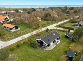 3 Bedroom Nice Home In Samsø