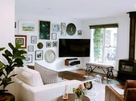 The Grange country retreat, with a birds eye view!
