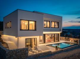 Villa Ponti ZadarVillas，位于诺维格勒达尔马提亚的酒店