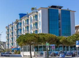 大使酒店，位于托尔托雷托的酒店