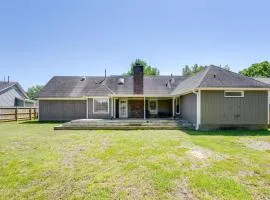 Southaven Vacation Rental about 10 Mi to Graceland!