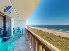 MT702 Beautiful Newly Remodeled Condo with Gulf Views, Beach Boardwalk and Communal Pool Hot Tub