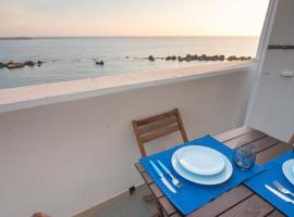 Aquamarine，位于莫尔费塔的酒店