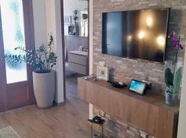 Gallery 123 Luxury Room