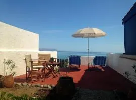 Asteri Traditional Seafront Apartment