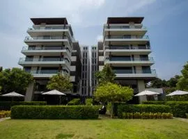 Escape II CondominiumE225