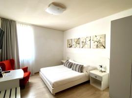 Alle Porte，位于加尔达湖滨的酒店