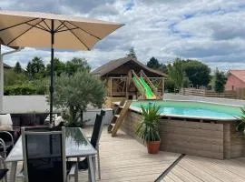Magnifique villa avec piscine et cabane