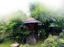 Treehouse Tabor Hills Resort Vagamon，位于瓦加蒙的酒店