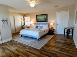 Falcon Cottage，位于帕伦普的酒店