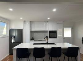 Cosy Eildon Getaway，位于艾尔登的带停车场的酒店