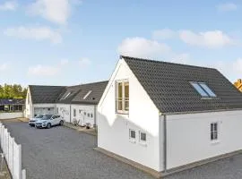 Two-Bedroom Apartment In Blavand