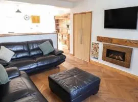Delightful Seaside Cottage Contractors Accommodation