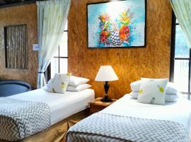 CHALET MASPINE D'RUMAH BONDA RIVER VIEW Kuala Kangsar，位于Kampong Senawar的酒店
