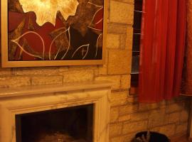 Aggelon Katafygio，位于Asprangeloi的酒店