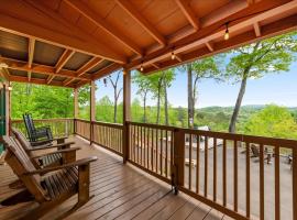 Best Views in Ellijay - Waffle Bar-King Bed-HotTub，位于埃利杰的酒店