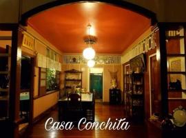 CASA CONCHITA BED & BREAKFAST，位于Taal的住宿加早餐旅馆