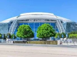 Right next to AT&T Stadium Arlington - Luxury Unit