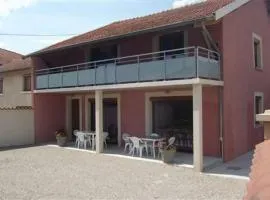 AU DOMAINE DE CHASSE