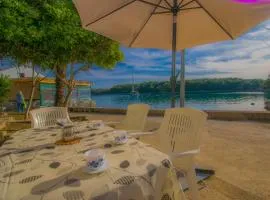 Apartments Punta Blue & Orange 5 m from the sea