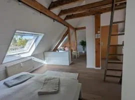 Helles Dachgeschoss-Appartement